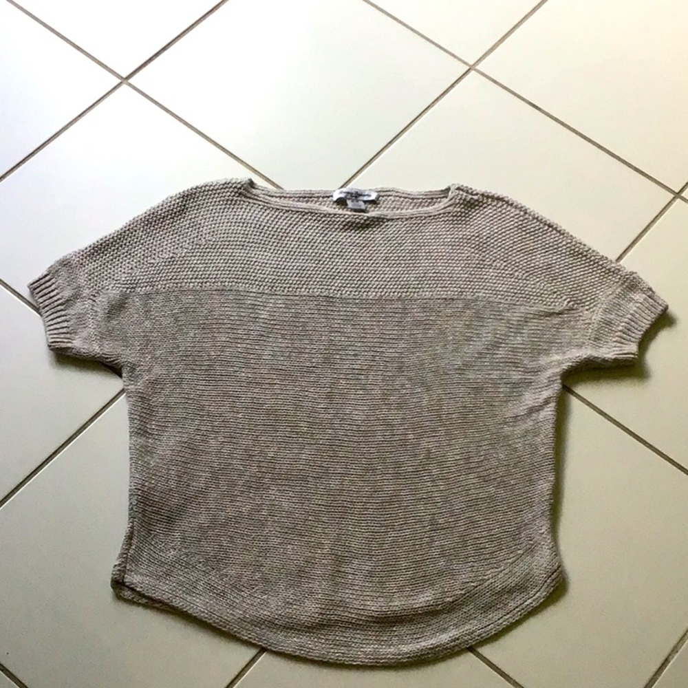 Tommy Bahama shortsleeved sweater